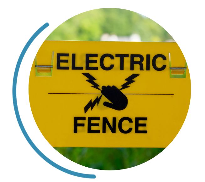 electric fence warning sign